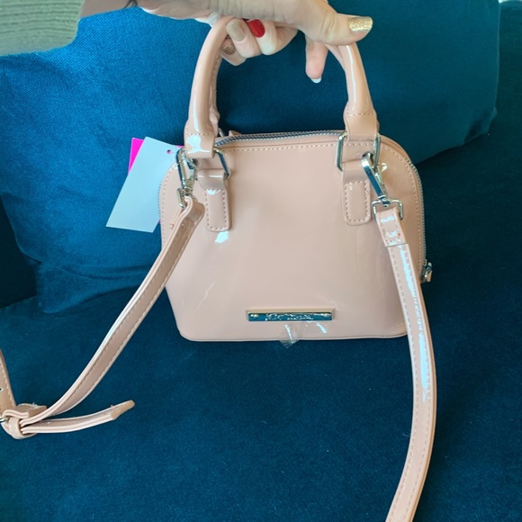 NWT Adorable Betsey Johnson bow bag - Picture 4 of 5